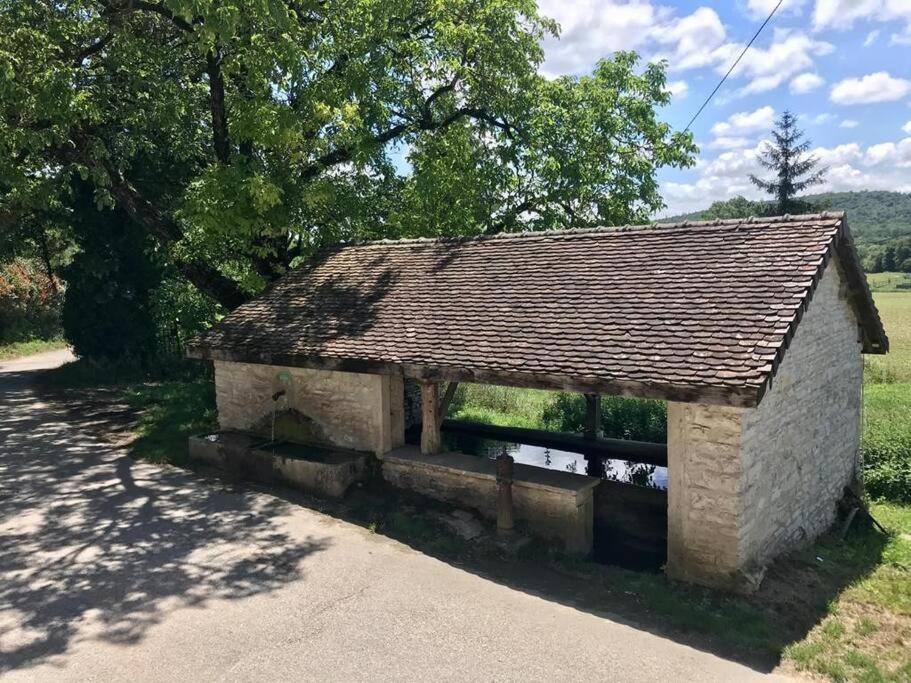 Maison Lumineuse à Boulieu Courtenay  Extérieur photo